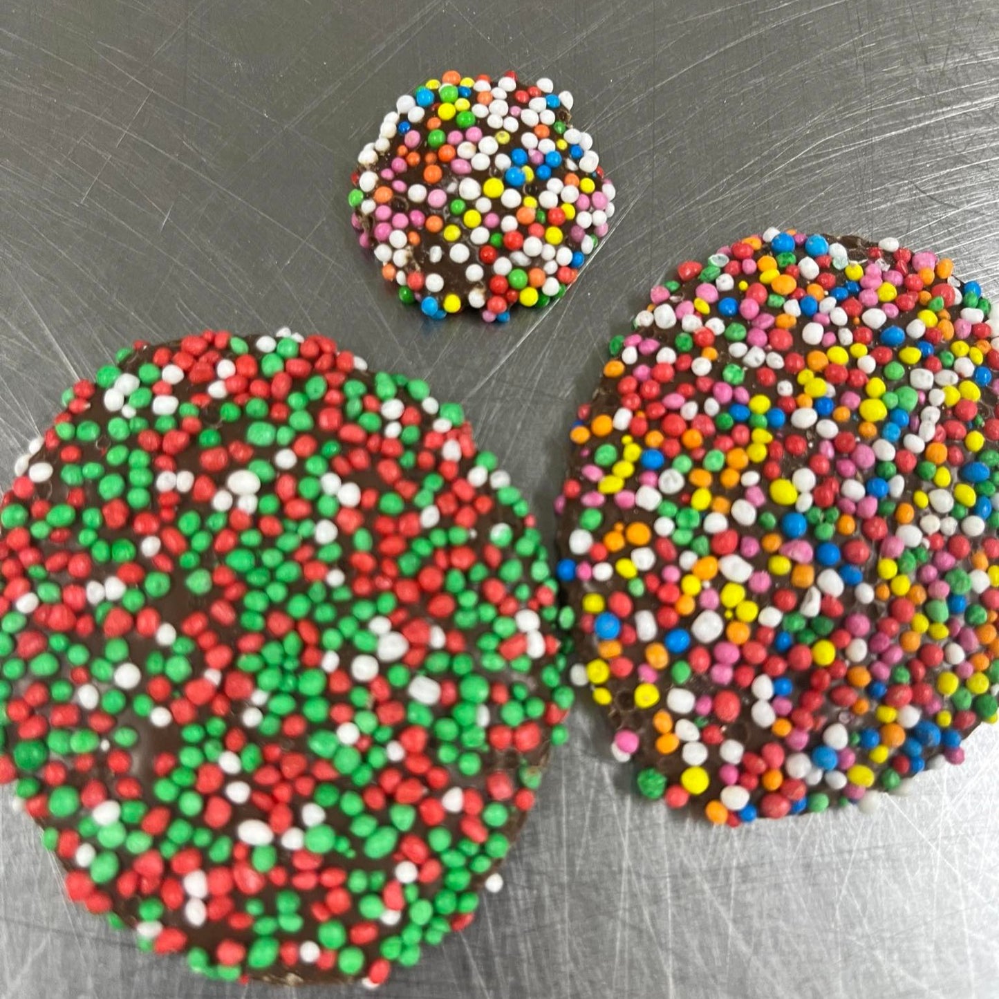 GIANT CHOC SPECKLES