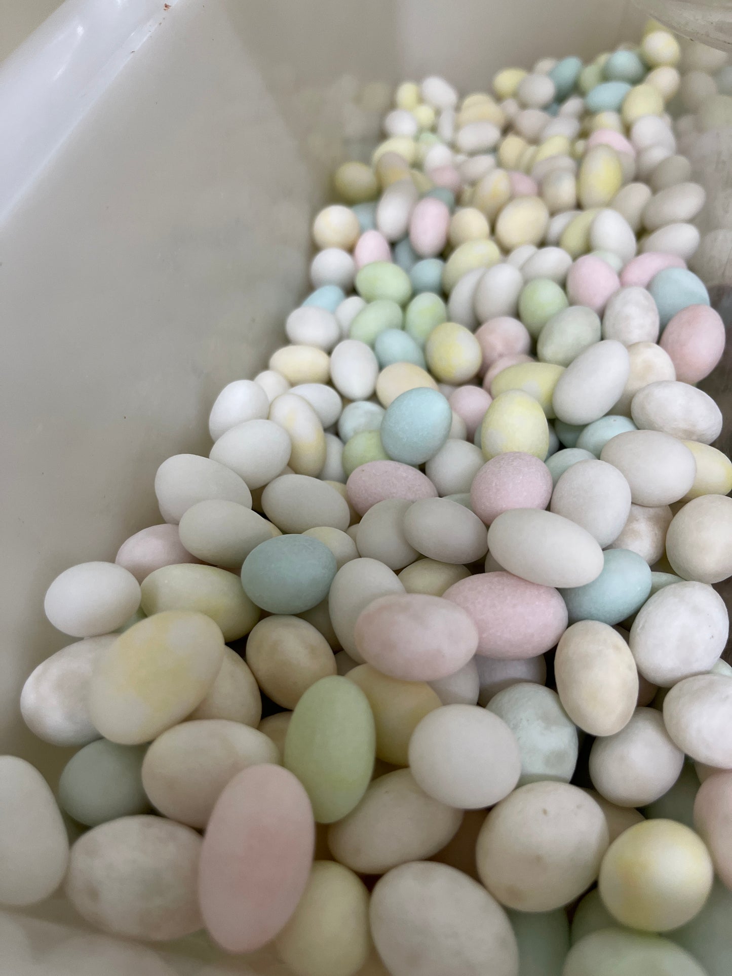 SUGAR COATED ALMONDS