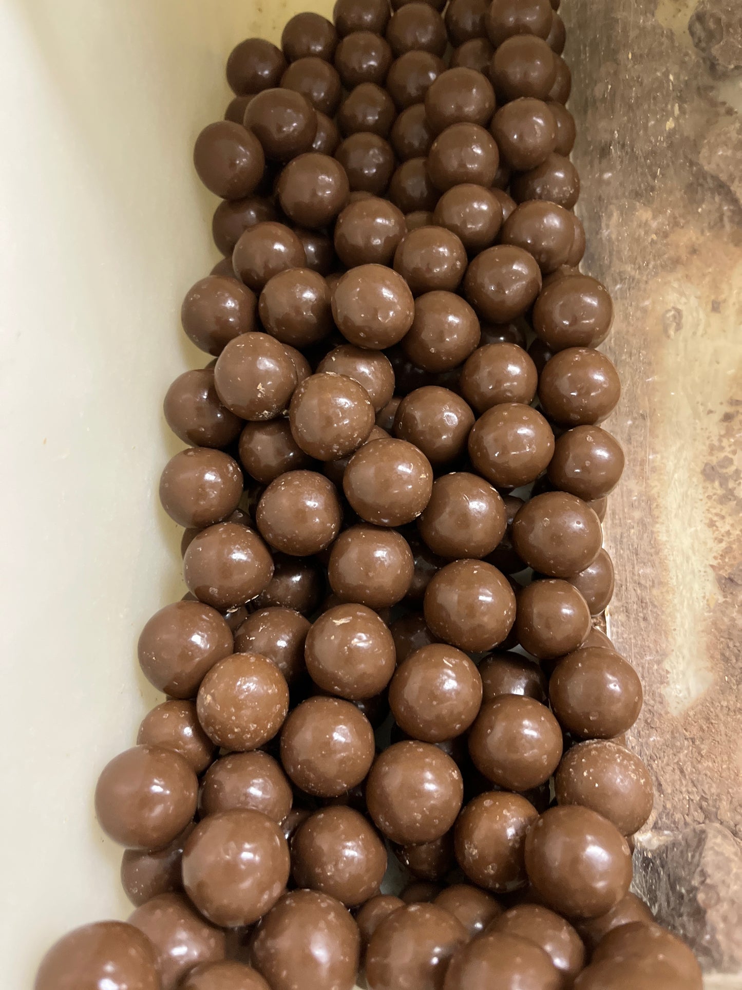 MALT CHOC BALLS