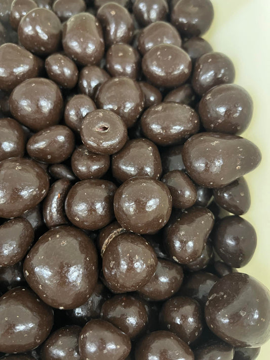 RASPBERRIES FREEZE DRIED VEGAN CHOC COATED