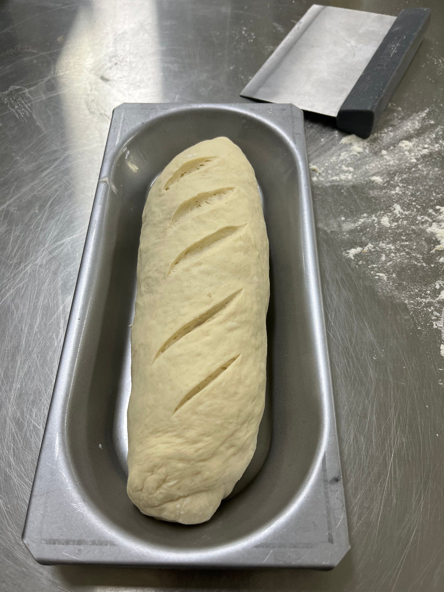 DOUGH KNIFE