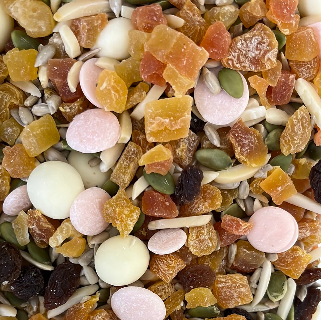 TRAIL MIX