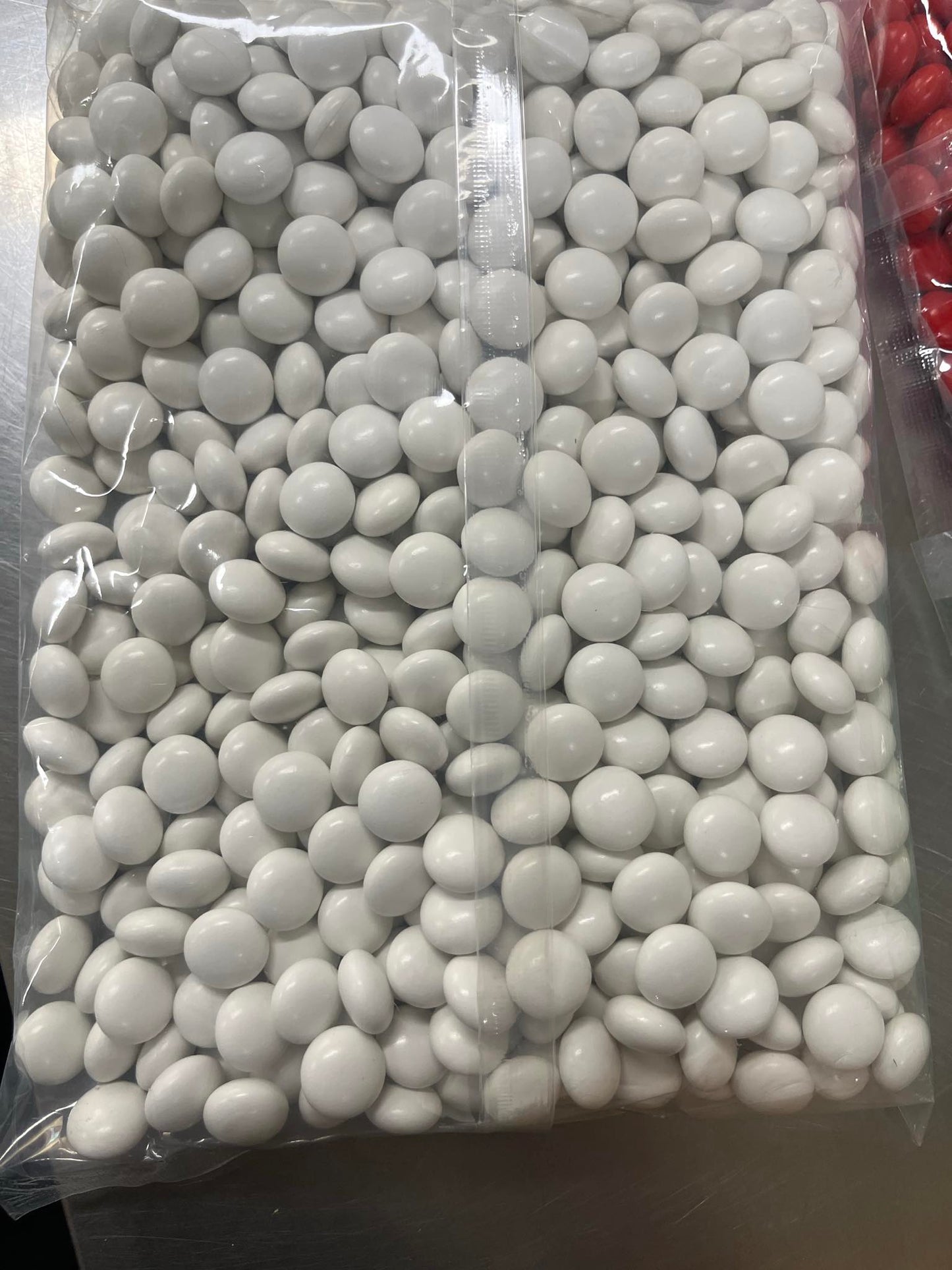 CHOC BUTTONS - WHITE 1KG